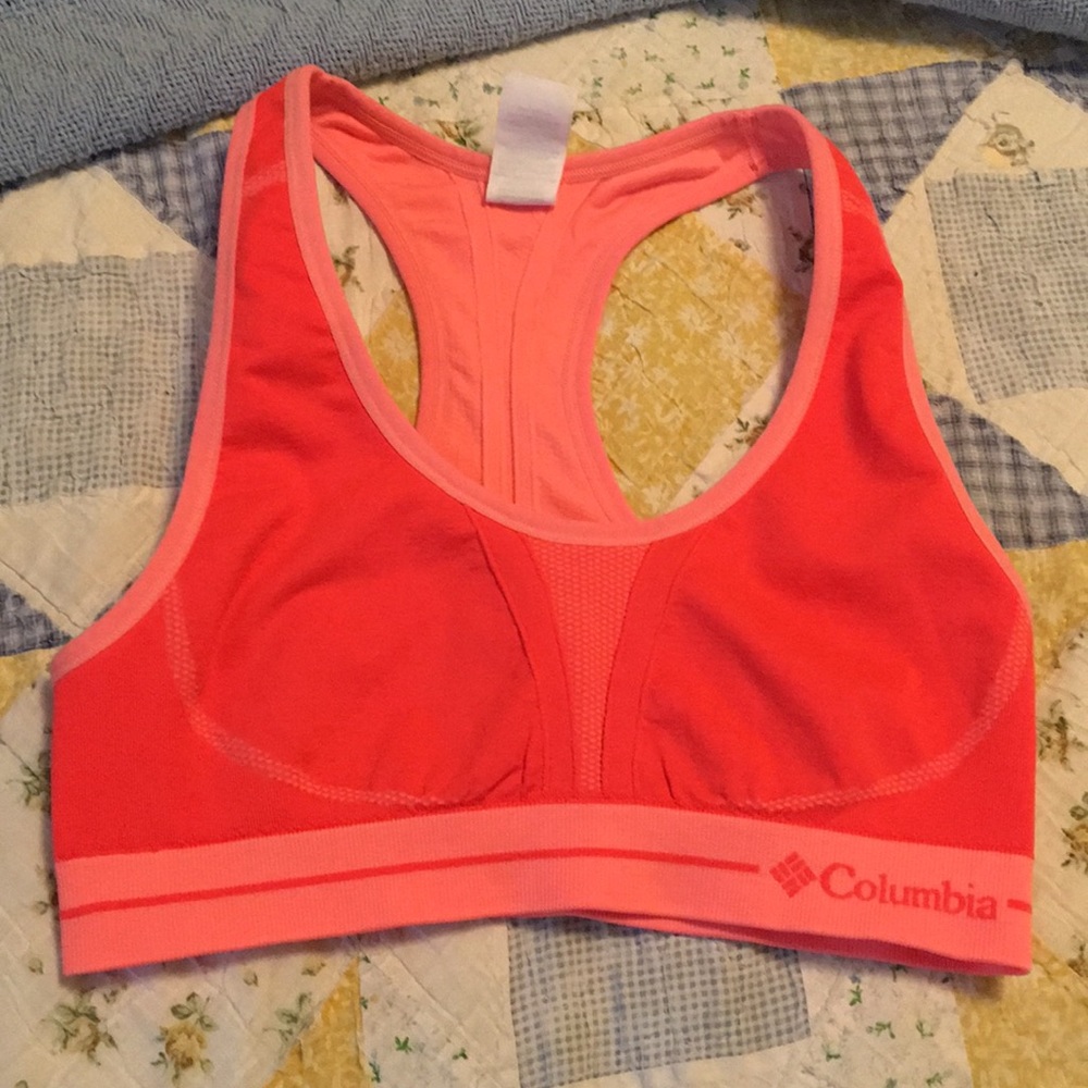 Columbia sports bra size M